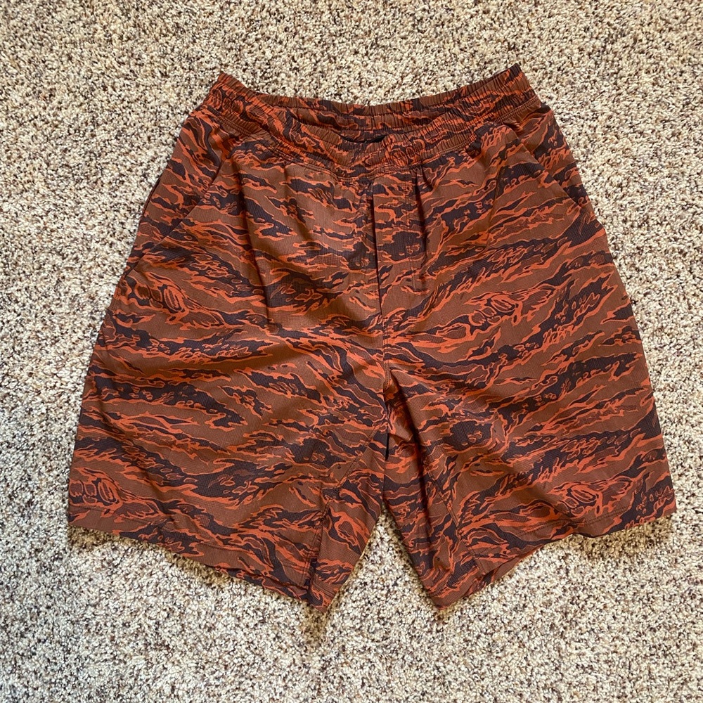 Lululemon Men’s shorts